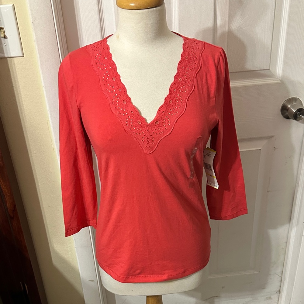 Jones New York Coral Lace V-Neck Long Sleeve Top